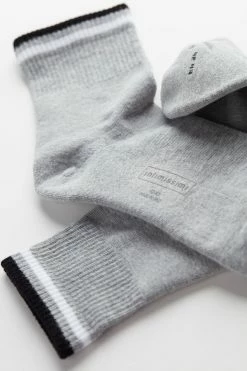 Cheap 😀 Intimissimi Men Short Sports 🧦 Socks Gray Sweatshirt 💯