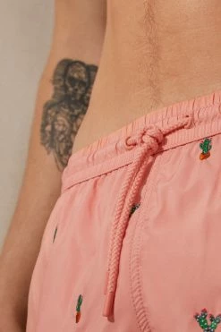 Brand new 🎉 Intimissimi Men Embroidered Cactus Swim Trunks Pink With Cactus ⌛