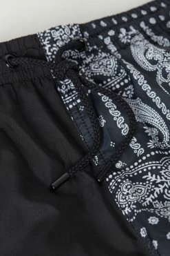 Wholesale 👏 Intimissimi Men Bandana Print Swim Trunks Black Bandana Print 👍 -Deals Pajamas Store MB0133942I D1